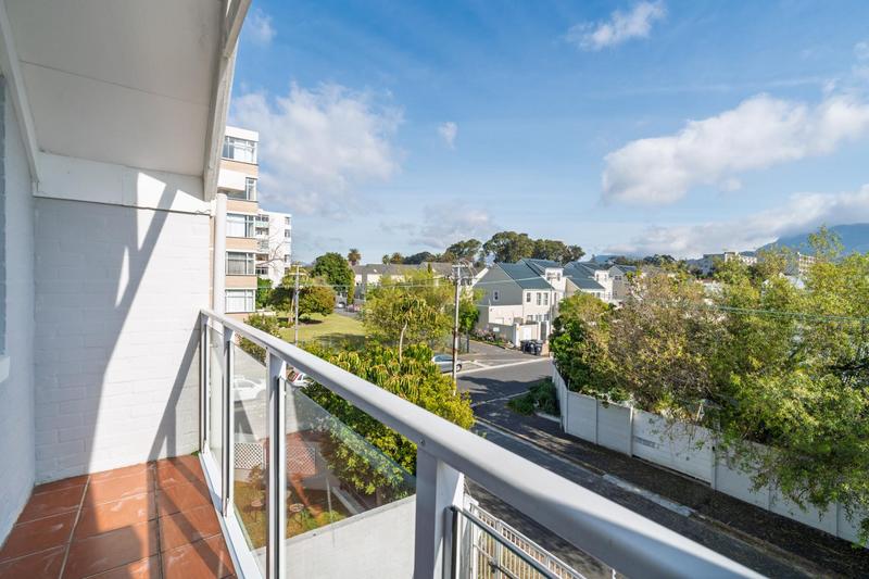 3 Bedroom Property for Sale in Harfield Village Western Cape